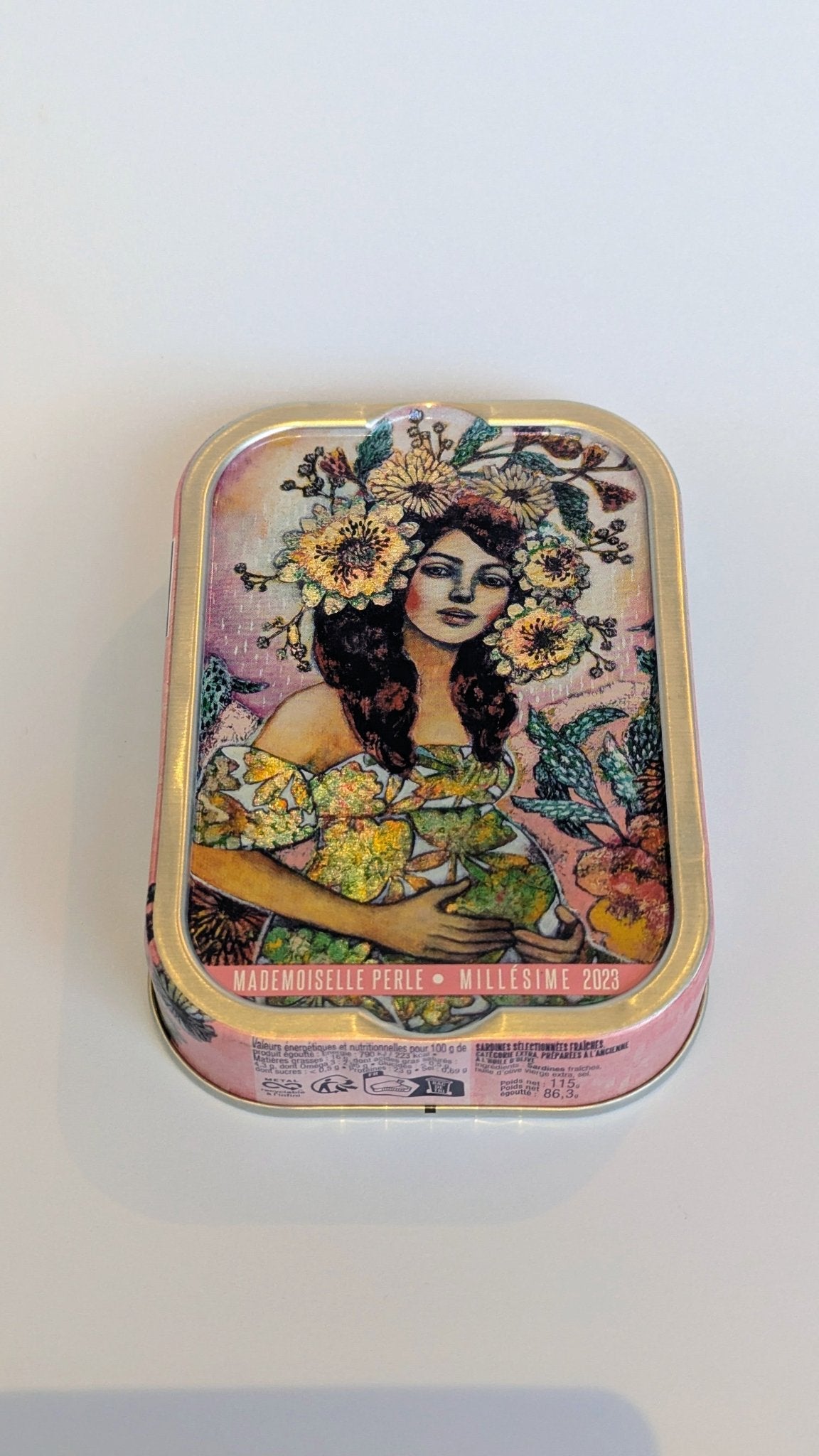 La Perle des Dieux, Sardines Milésimées 2023 Delphine Cossais - VIZmarkt